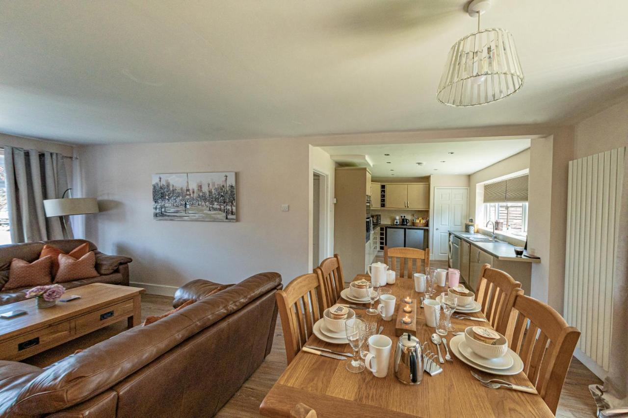 Styche View, Beautiful 4 Bedroom Home Available 마켓드레이튼 외부 사진