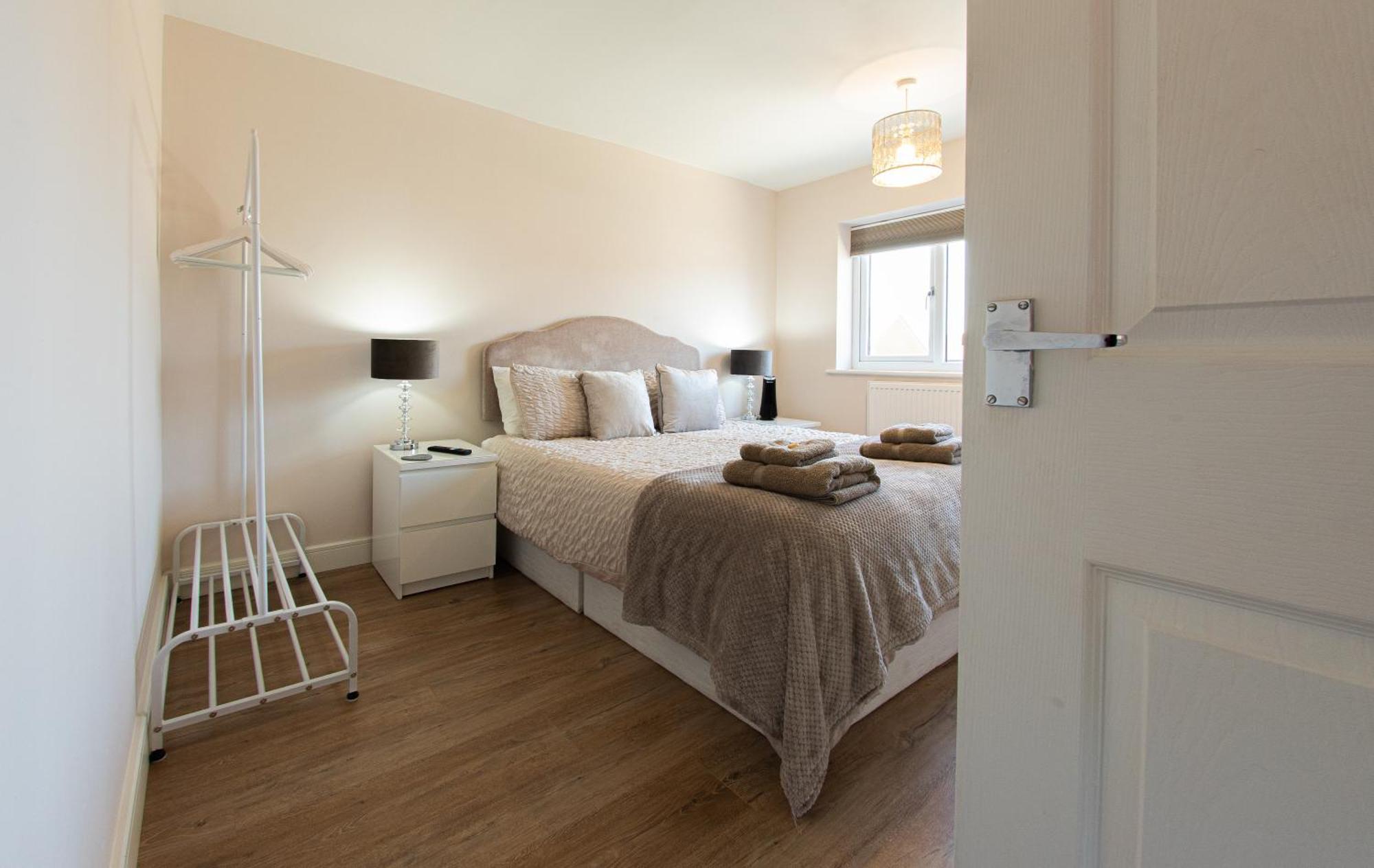 Styche View, Beautiful 4 Bedroom Home Available 마켓드레이튼 외부 사진